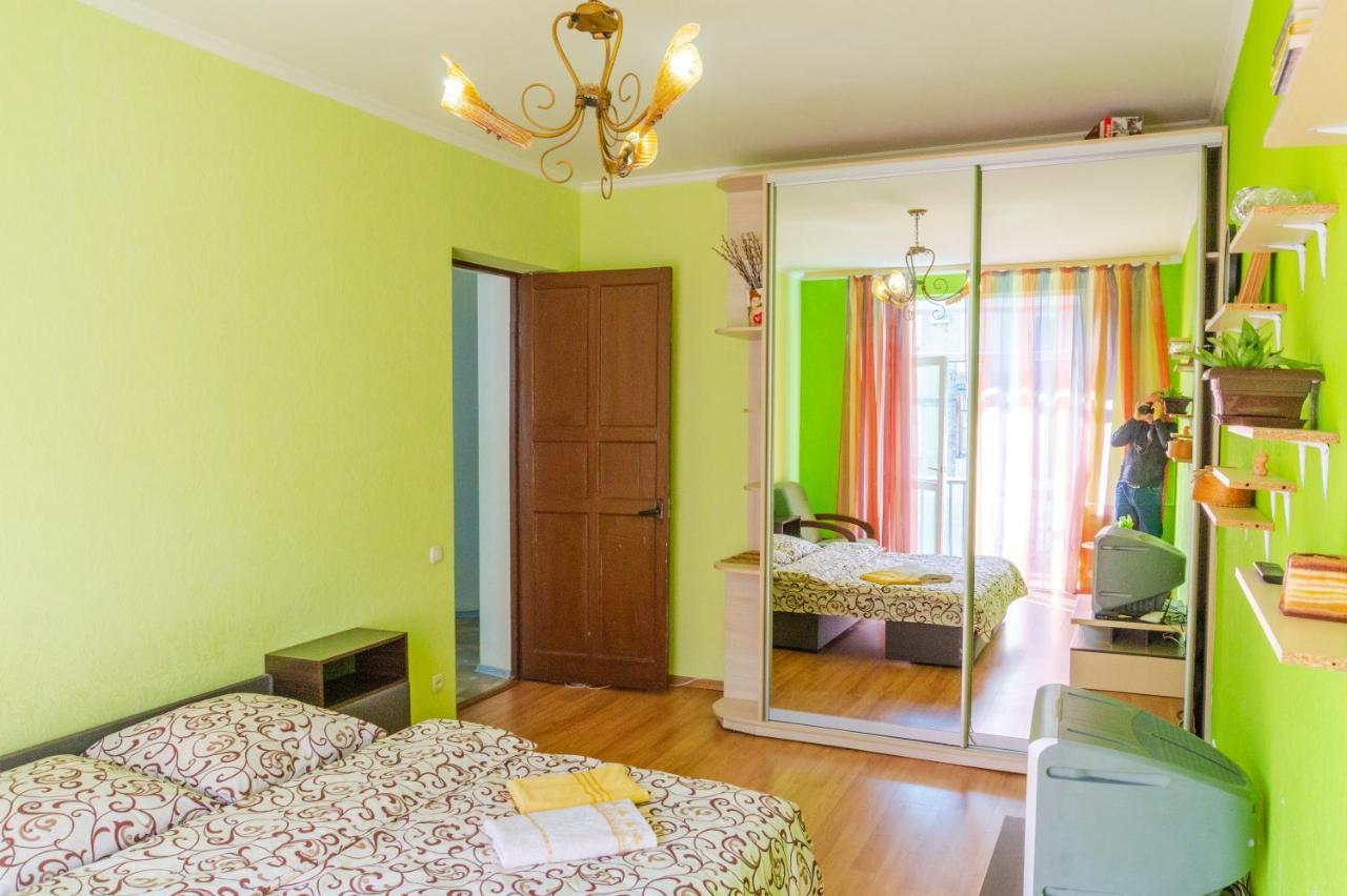 Квартира По Улице Цитадельная 4 Kiev Ngoại thất bức ảnh